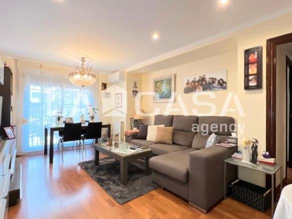 Apartment for sale on Avinguda Meridiana, La Sagrera