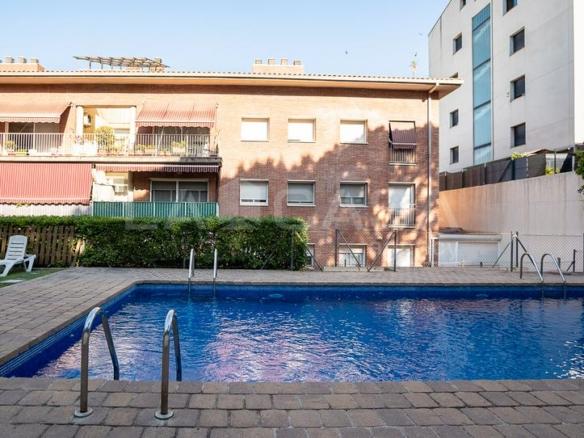 Apartment for sale on Carrer Josep Maria de Sagarra, Font Verda
