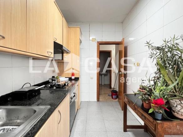 Apartment for sale in Artigues