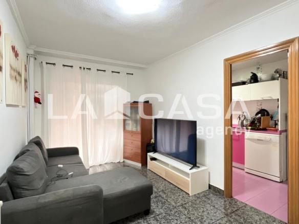 Apartment for sale in Lloreda