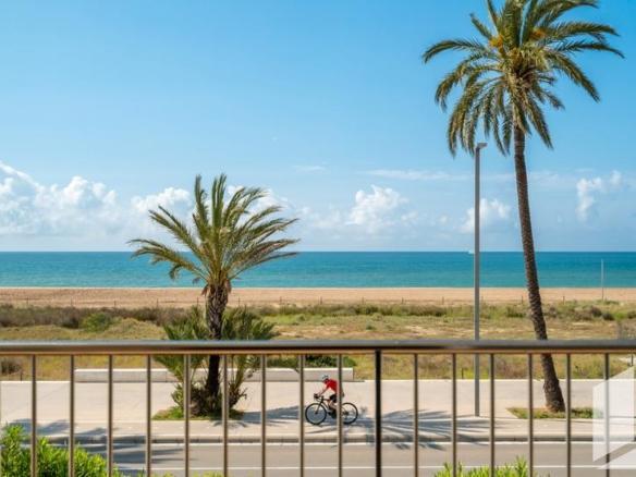 Apartment for sale in Passeig Marítim, Baixador
