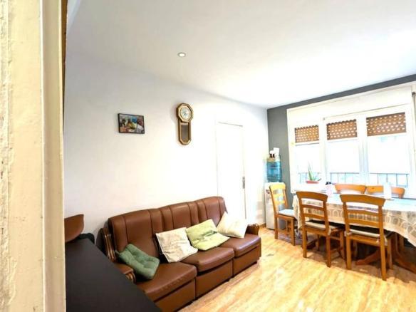 Apartment for sale in Carrer Pare Marchena, La Gavarra