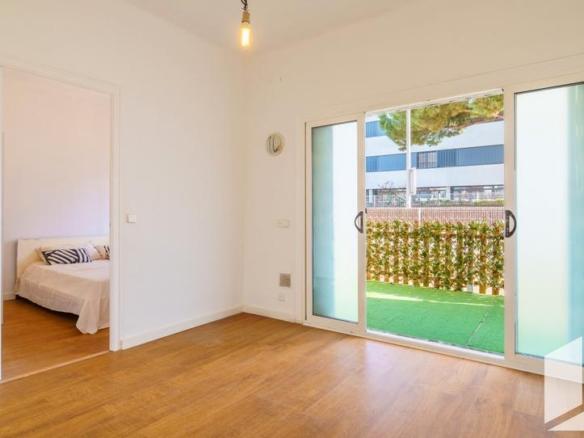 Ground floor for sale in Carrer de Terrassa, Granvia – Mar