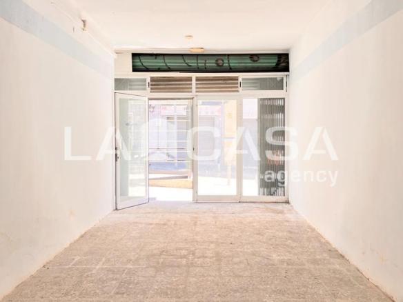 Premises for sale in Carrer de Pau Piferrer, La Salut
