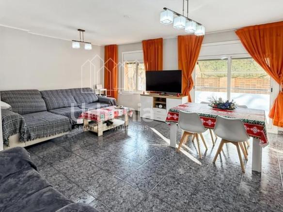 Apartment for sale in Gorg
