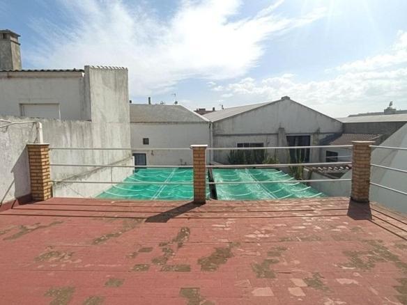 House or villa for sale in Guareña