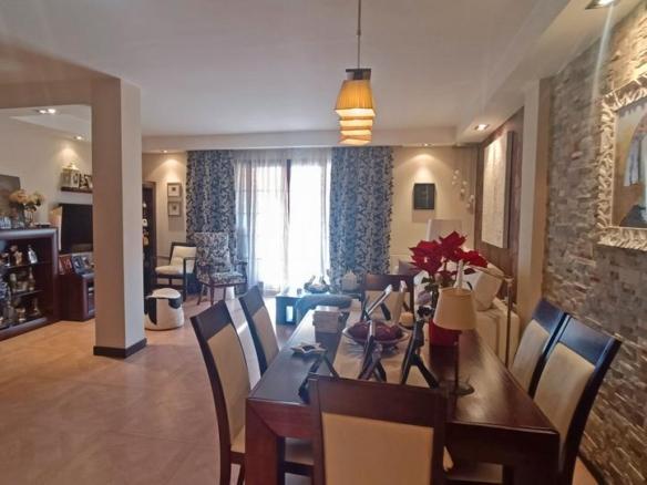 Apartment for sale on Calle la Corte, Don Benito