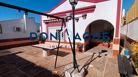House or villa for sale in East
