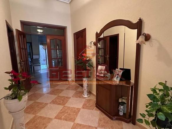 House or villa for sale in Almendralejo