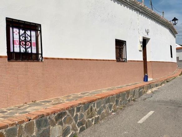 House or villa for sale in Reina