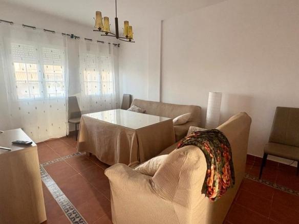 Townhouse for sale in Llerena