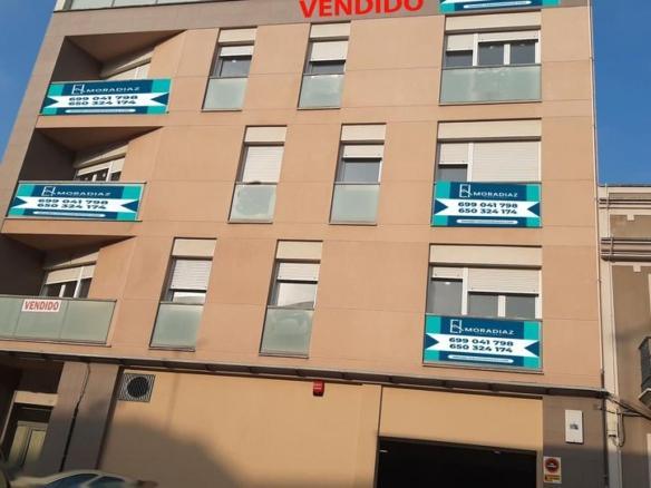 Apartment for sale on Barrial Street, Don Benito