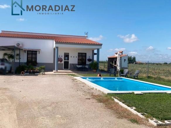 House or villa for sale in Don Benito