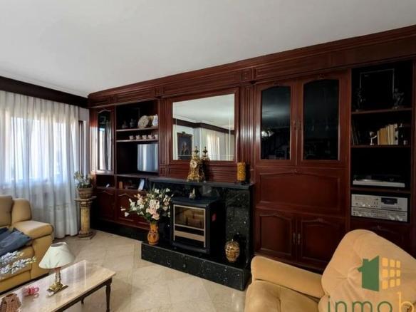Duplex for sale in De la Constitución, Don Benito