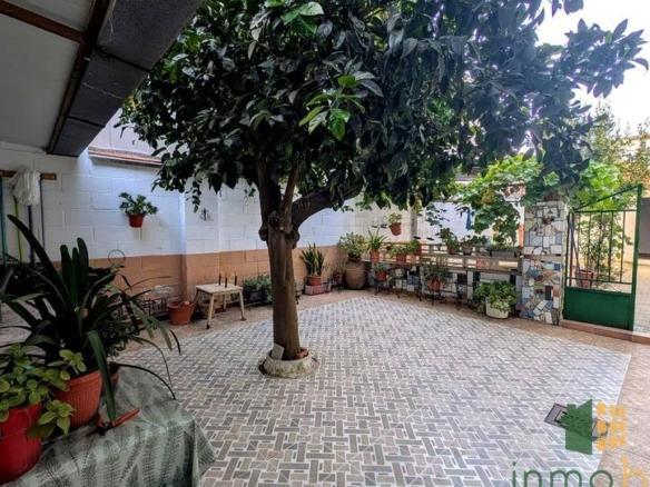 House or villa for sale in Don Benito