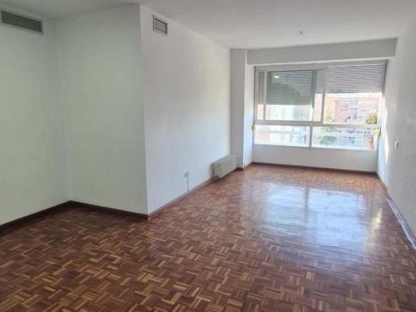 Apartment for sale on Calle de la Bomba, Santa Marina
