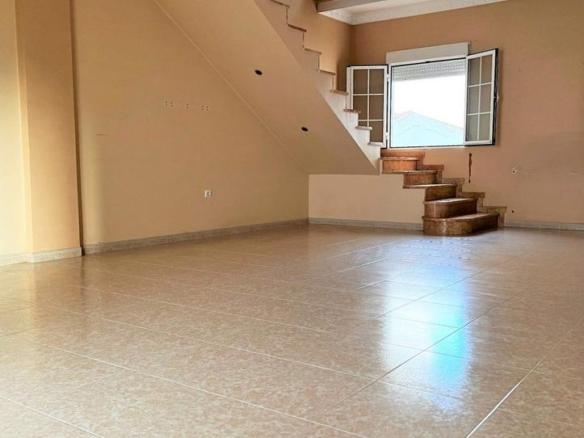 Apartment for sale on Avenida Primero de Mayo, Don Benito