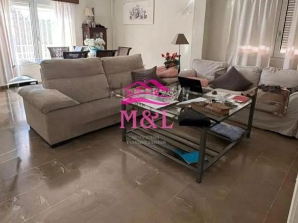 House or villa for sale in the West