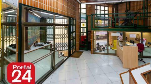 Commercial premises for sale on Calle de la Virgen de la Soledad, Old Town