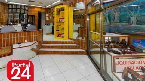 Commercial premises for sale on Calle de la Virgen de la Soledad, Old Town