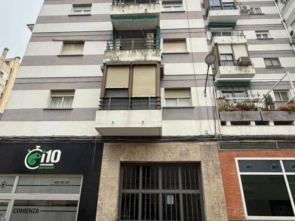 Apartment for sale on Calle Vasco Nuñez, 60, Old Town
