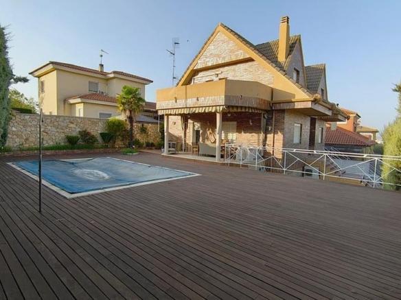 House or villa for sale in the West