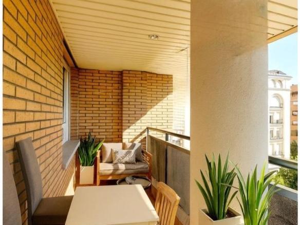 Apartment for sale on Avenida Sinforiano Madroñero, Valdepasillas – La Paz – Huerta Rosales