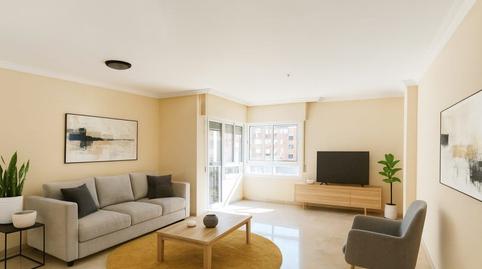 Apartment for sale on Avenida Sinforiano Madroñero, Valdepasillas – La Paz – Huerta Rosales