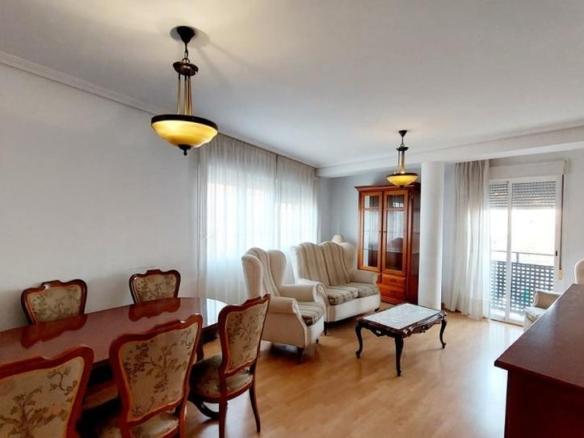 Apartment for sale on Calle Daniel Garcia Mata, La Estación