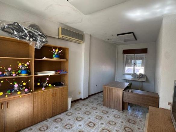 Penthouse for sale on Groizard Street, Don Benito