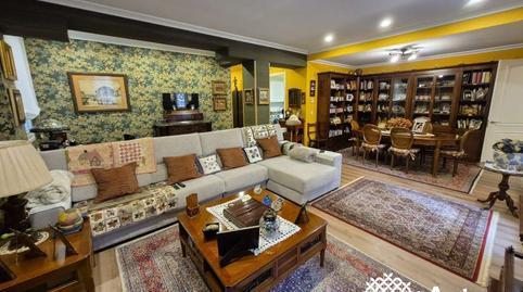 Apartment for sale on Bidebarrieta Kalea Street, Old Town