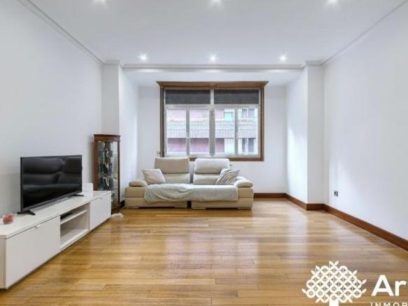 Apartment for sale in Zurbaran Kalea, 1, Zurbaran