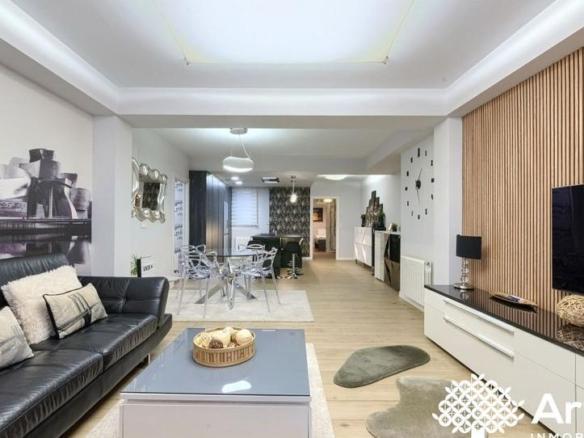 Apartment for sale in Urkixo Zumarkalea, Indautxu Zone