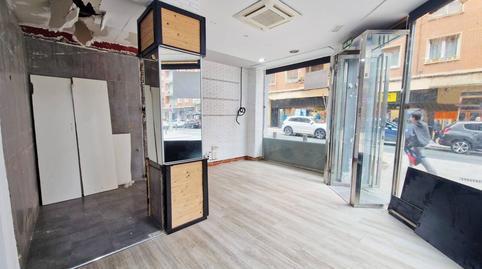 Commercial premises for sale on Calle José María Escuza, Sabino Arana – Jesuitas