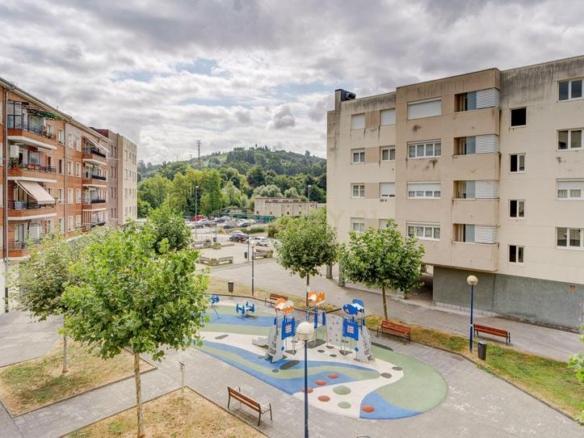Apartment for sale in Lacabex, 2, 2, Zalla
