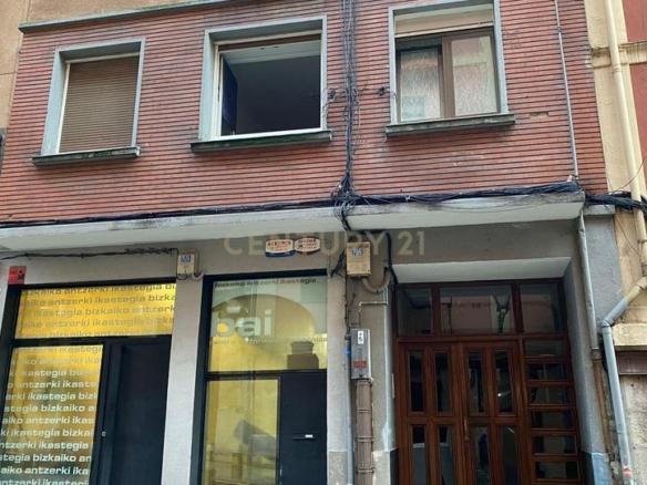 Apartment for sale in Calle Ollerías Bajas, Bilbao, Spain, 10, Atxuri