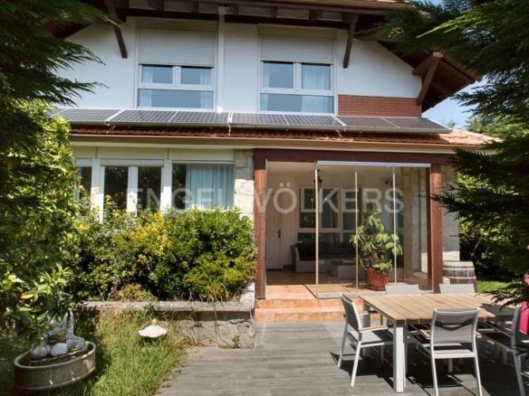 House or chalet for sale in Belatza Kalea, Santa María de Getxo
