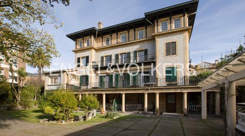 Duplex for sale on Avenida Basagoiti, Neguri
