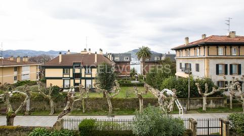 Duplex for sale on Avenida de Basagoiti, Neguri