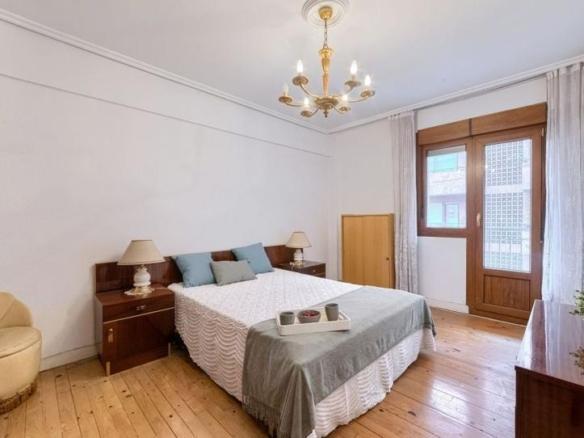 Apartment for sale in Uribarri Kalea, Barrio de Uribarri