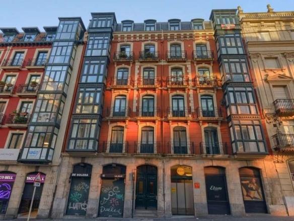 Apartment for sale in Buenos Aires Kalea, 15, Albia