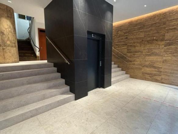 Apartment for sale in Telesforo Aranzadi Kalea, 6, Alhóndiga