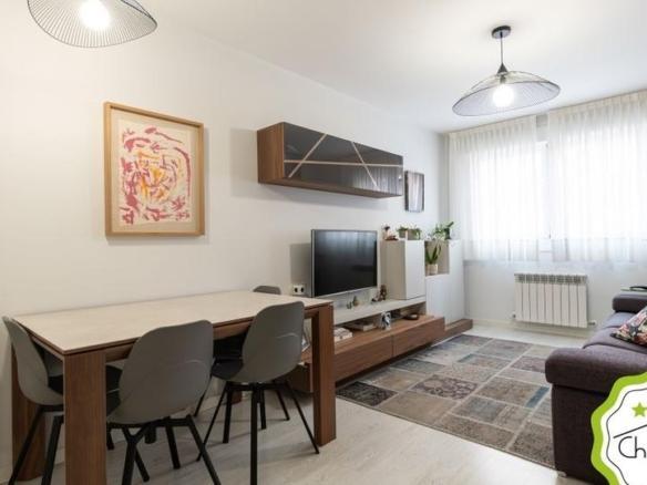 Apartment for sale in Santiago de Compostela Kalea, Miribilla