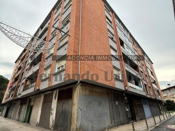 Premises for sale in Zubiaurre Kalea, Iurreta