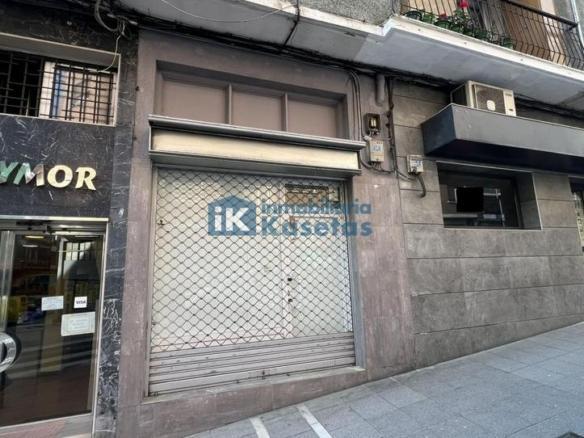 Commercial premises for sale in Centro – Ariz – Uribarri