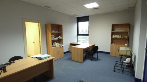 Office for sale in Urbi