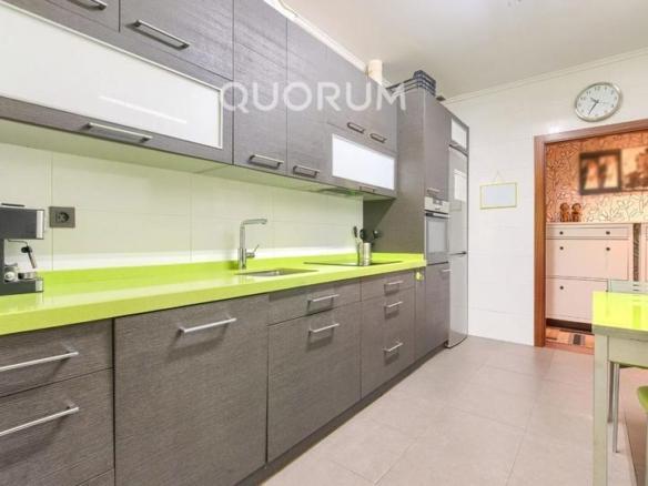 Apartment for sale in Centro – Ariz – Uribarri