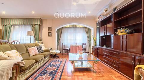 Apartment for sale in Centro – Ariz – Uribarri