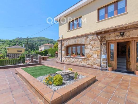 Townhouse for sale in Kalero – Basozelai