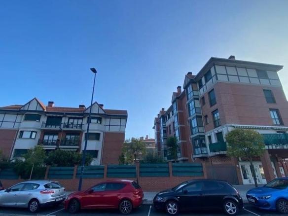 Garage for sale in Etxebarri